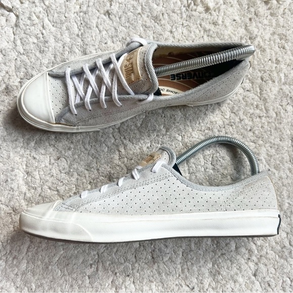 Converse: Women's All Star Gray Polka Dot Suede Lace Up Classic Sneakers Size 8 - Picture 1 of 11